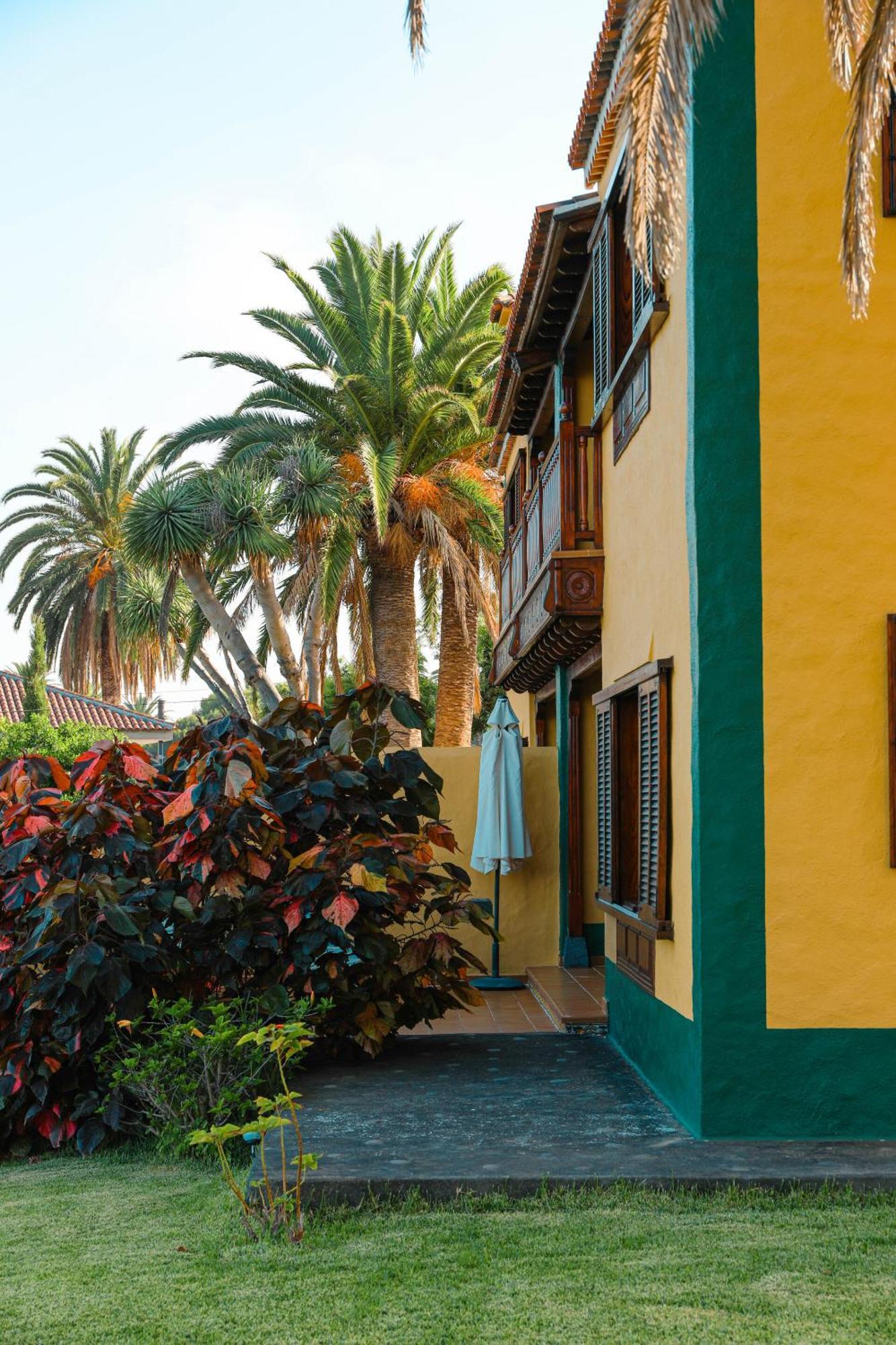 Casas-bungalows Pajeros * Breña Baja
